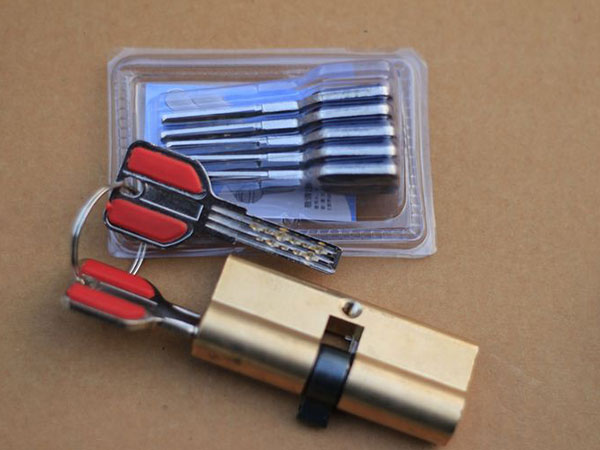 兰坪24小时上门开锁公司